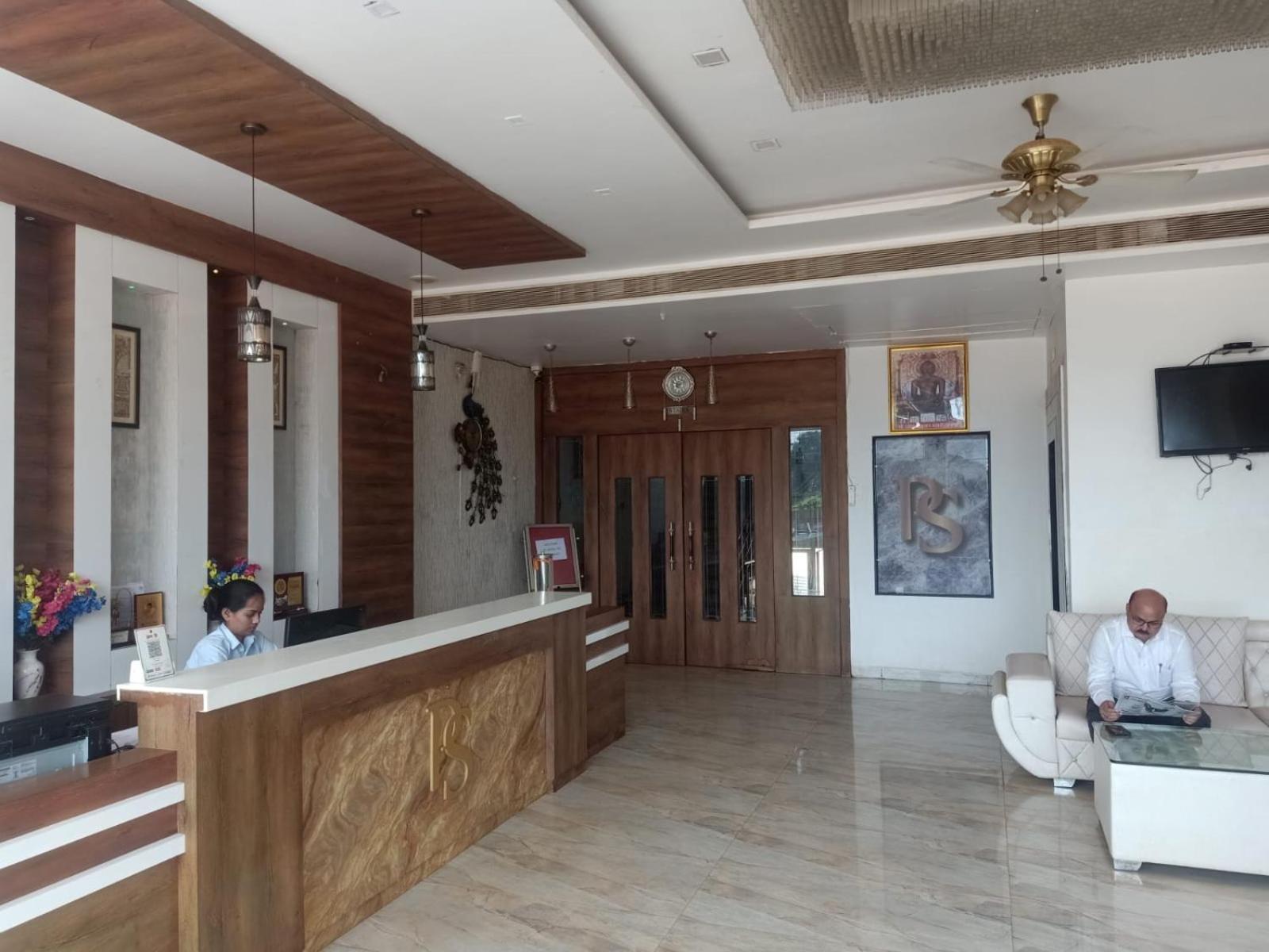 Отель Ps Residency Shivpuri  Экстерьер фото