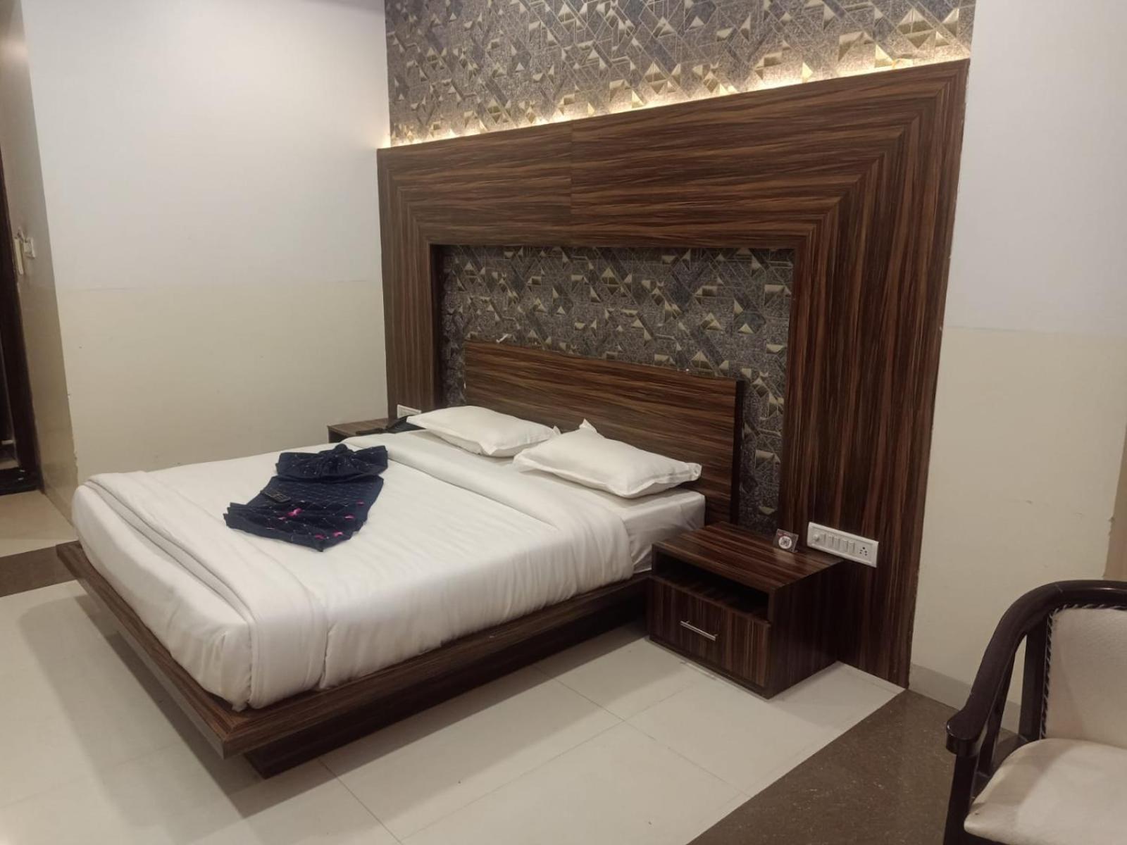 Отель Ps Residency Shivpuri  Экстерьер фото